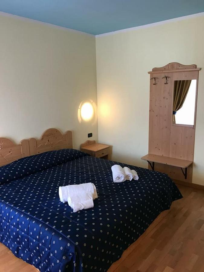 Hotel Sole Del Baldo Брентонико Экстерьер фото