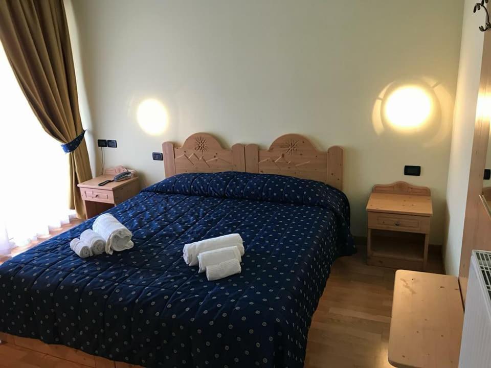 Hotel Sole Del Baldo Брентонико Экстерьер фото